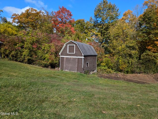 324 W Glenville Road, Glenville, NY 12302