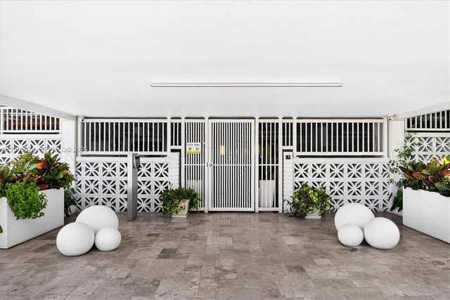 401 Ocean Drive 518, Miami Beach, FL 33139