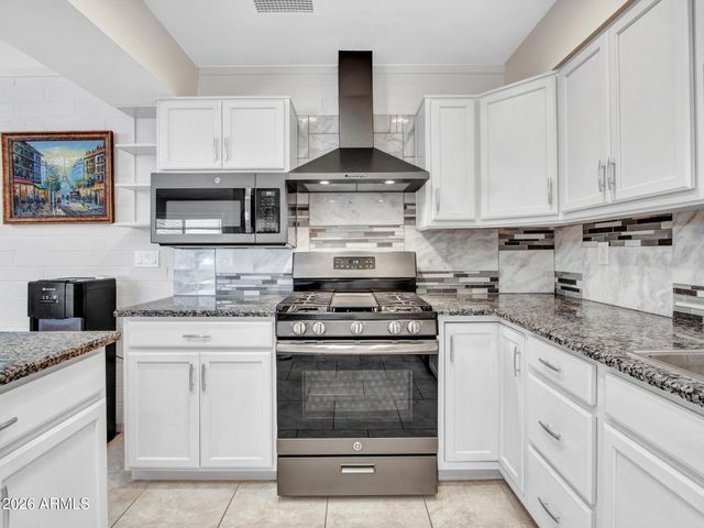 10848 W CONNECTICUT Avenue, Sun City, AZ 85351