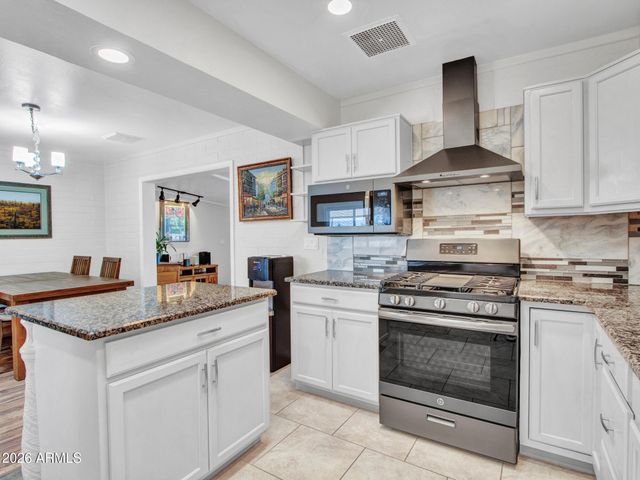 10848 W CONNECTICUT Avenue, Sun City, AZ 85351