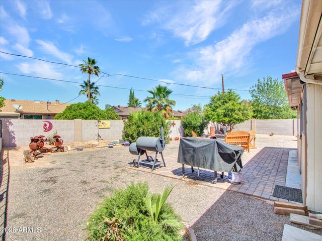 10848 W CONNECTICUT Avenue, Sun City, AZ 85351