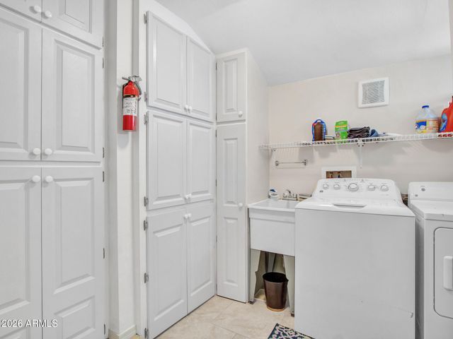 10848 W CONNECTICUT Avenue, Sun City, AZ 85351