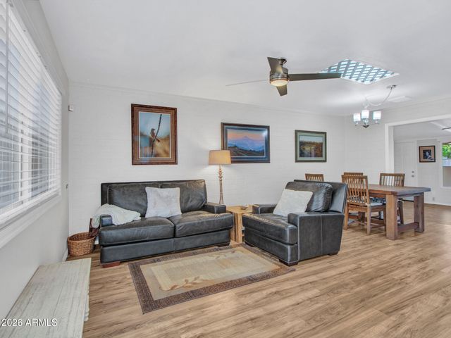 10848 W CONNECTICUT Avenue, Sun City, AZ 85351