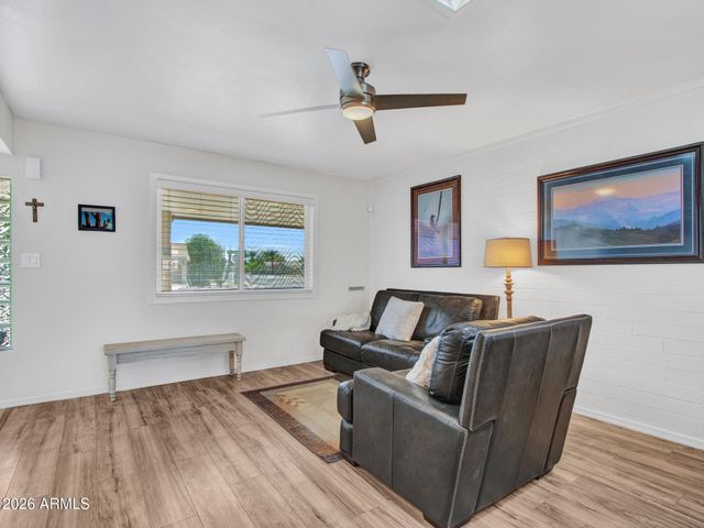 10848 W CONNECTICUT Avenue, Sun City, AZ 85351