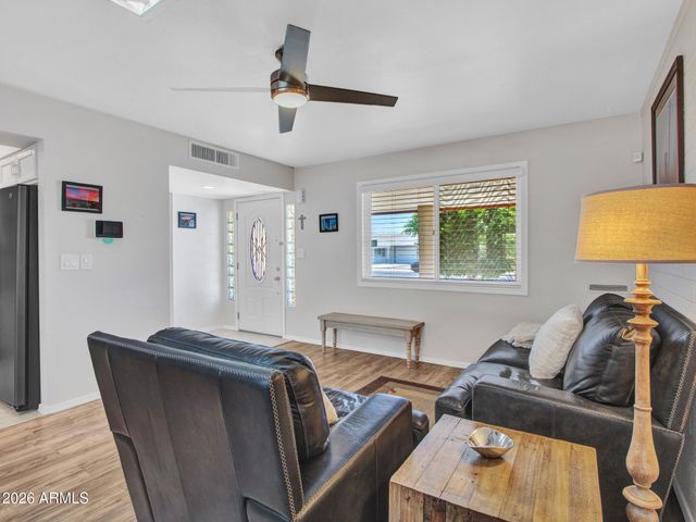 10848 W CONNECTICUT Avenue, Sun City, AZ 85351