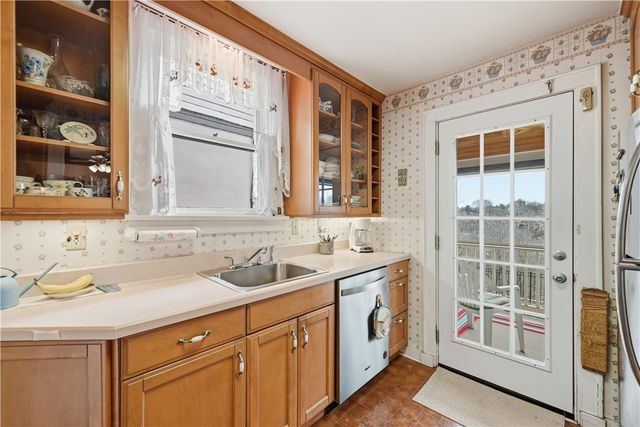 7322 Trevanion Ave, Regent Square, PA 15218