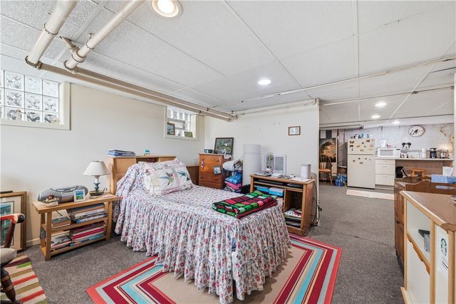 7322 Trevanion Ave, Regent Square, PA 15218