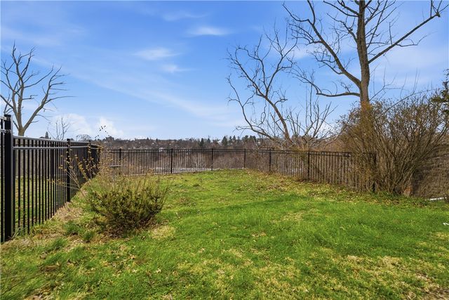 7322 Trevanion Ave, Regent Square, PA 15218