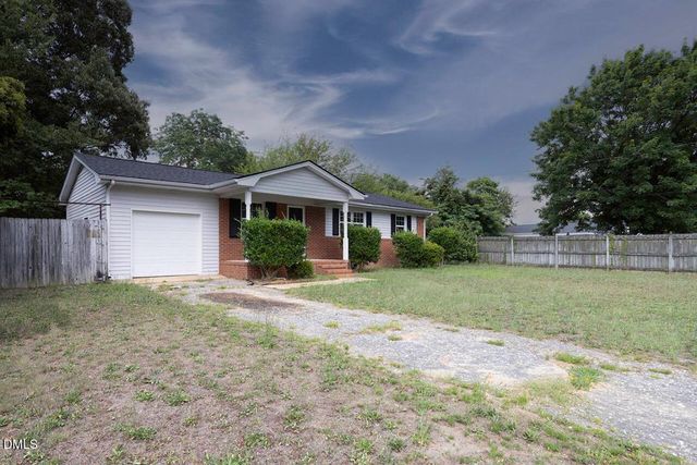 529 Clifford Avenue, Fayetteville, NC 28314