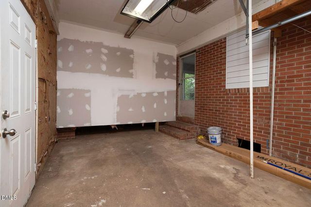 529 Clifford Avenue, Fayetteville, NC 28314