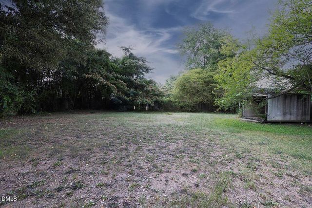 529 Clifford Avenue, Fayetteville, NC 28314