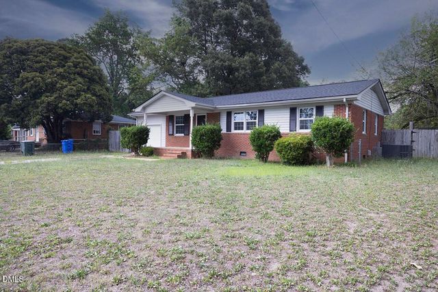 529 Clifford Avenue, Fayetteville, NC 28314