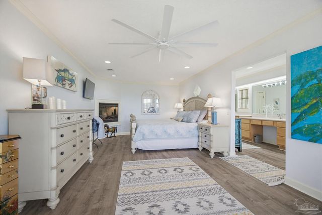 3336 Mills Bayou Dr, Milton, FL 32583