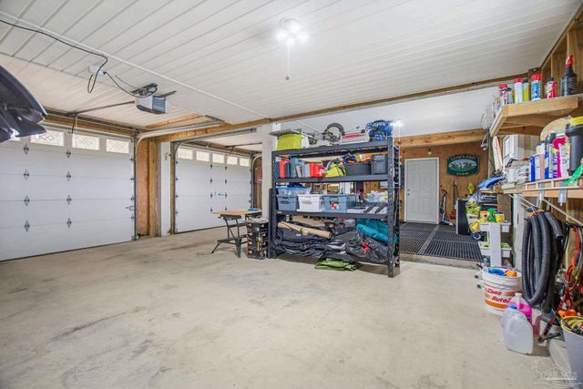 3336 Mills Bayou Dr, Milton, FL 32583