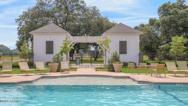 102 Rue Gambetta, Lafayette, LA 70507