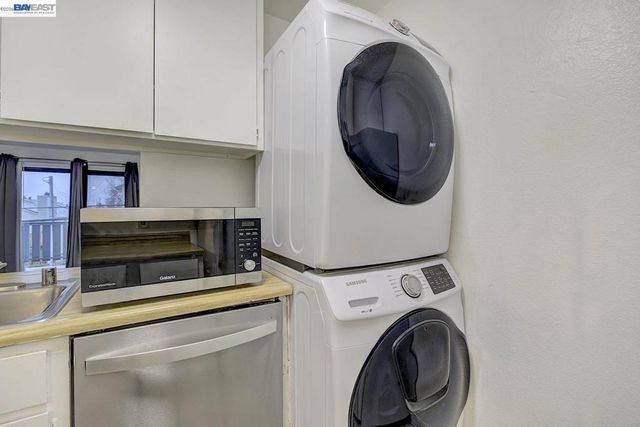 29300 Dixon St 207, Hayward, CA 94544