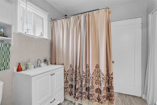 710 E Greystone, Monrovia, CA 91016