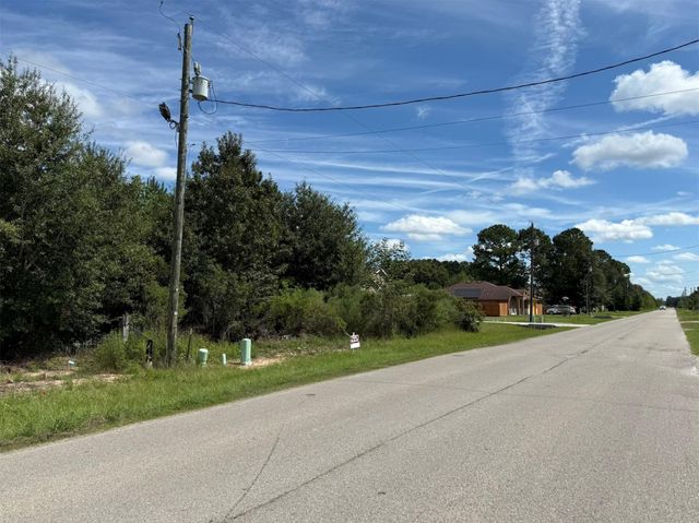 69 County Road 3404, Cleveland, TX 77327