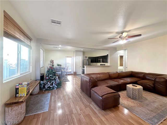 976 Aspen Cliff Drive, Henderson, NV 89011