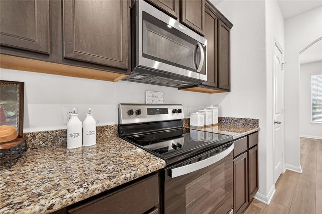 8143 Vacek Meadows Loop, Richmond, TX 77469