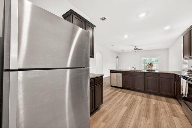 8143 Vacek Meadows Loop, Richmond, TX 77469