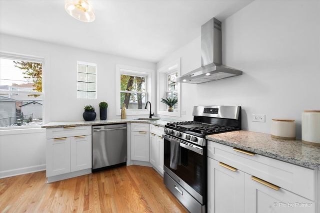 6322 N Monticello Avenue, Chicago, IL 60659