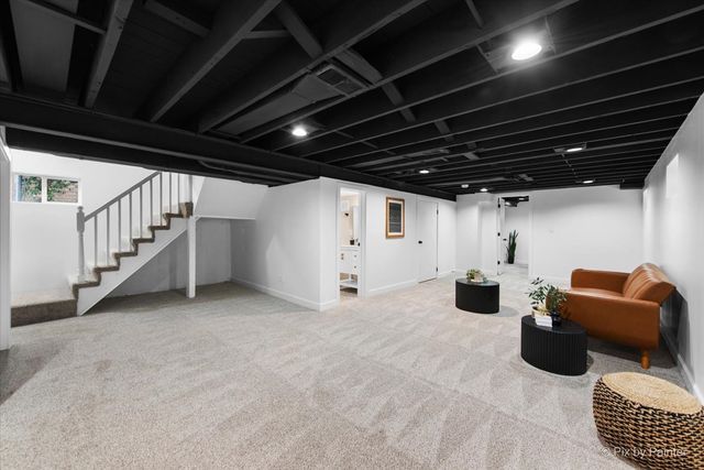 6322 N Monticello Avenue, Chicago, IL 60659