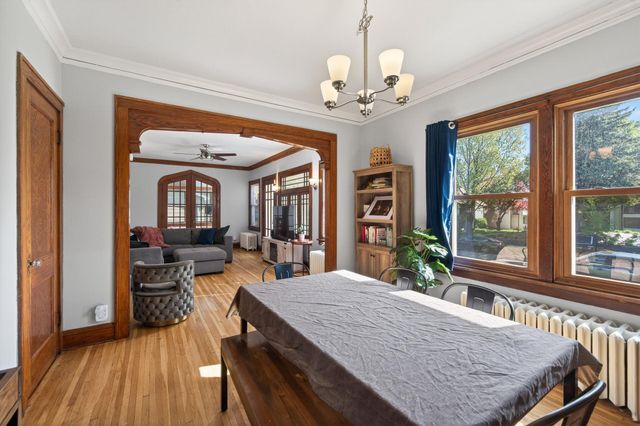 903 Logan Avenue N, Minneapolis, MN 55411