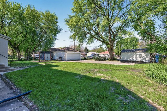 903 Logan Avenue N, Minneapolis, MN 55411
