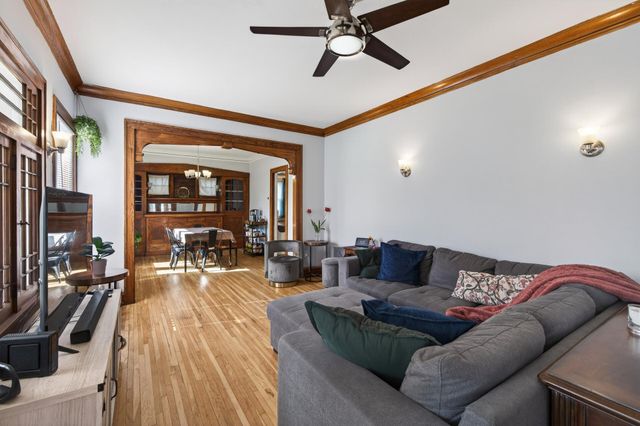 903 Logan Avenue N, Minneapolis, MN 55411