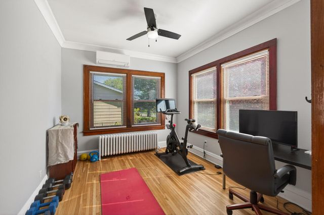 903 Logan Avenue N, Minneapolis, MN 55411