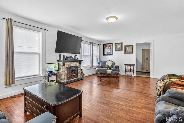 217 W Elvins Boulevard, Park Hills, MO 63601