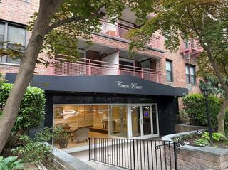 43-25 Douglaston Parkway 4E, Little Neck, NY 11363