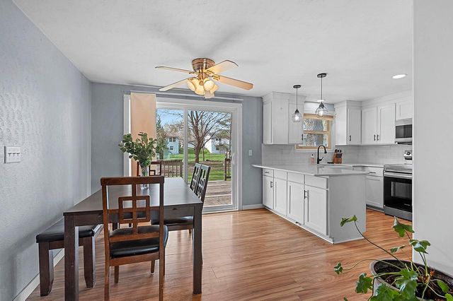 3051 HOLLAND ROAD, Green Bay, WI 54313