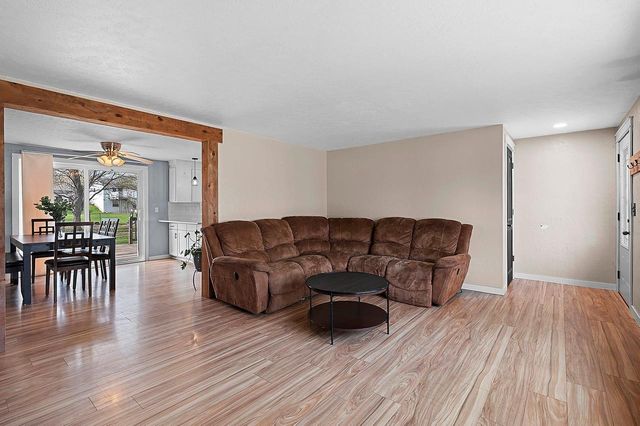3051 HOLLAND ROAD, Green Bay, WI 54313