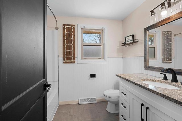 3051 HOLLAND ROAD, Green Bay, WI 54313