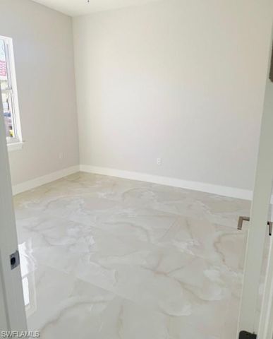 2117 NW 16th PL, Cape Coral, FL 33993