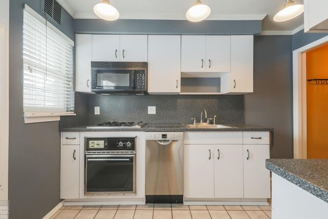 22961 Allen Road, Saint Clair Shores, MI 48080