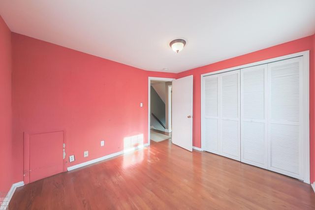 22961 Allen Road, Saint Clair Shores, MI 48080