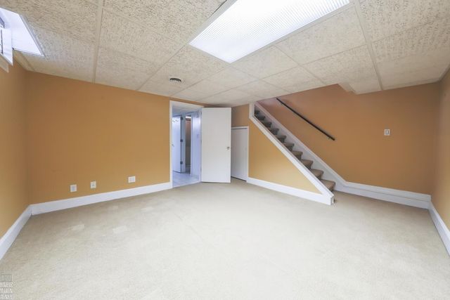 22961 Allen Road, Saint Clair Shores, MI 48080