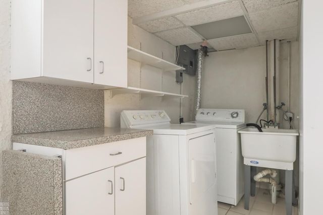 22961 Allen Road, Saint Clair Shores, MI 48080