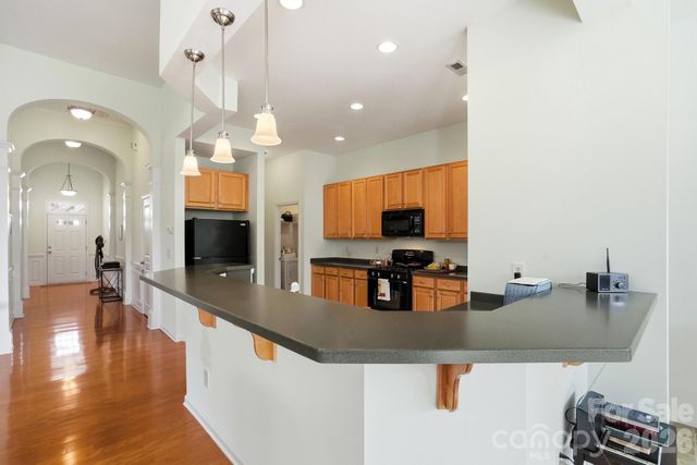 1038 Kensrowe Lane, Matthews, NC 28104