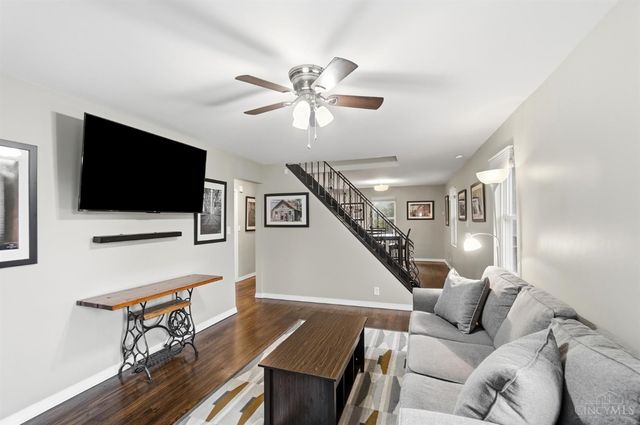 6937 Vinewood Avenue, Columbia Twp, OH 45227