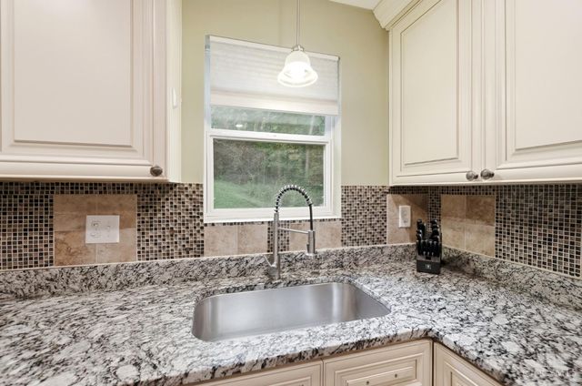 6937 Vinewood Avenue, Columbia Twp, OH 45227