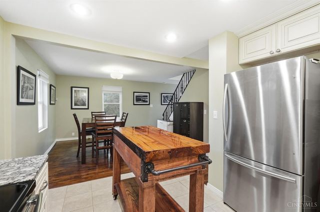 6937 Vinewood Avenue, Columbia Twp, OH 45227