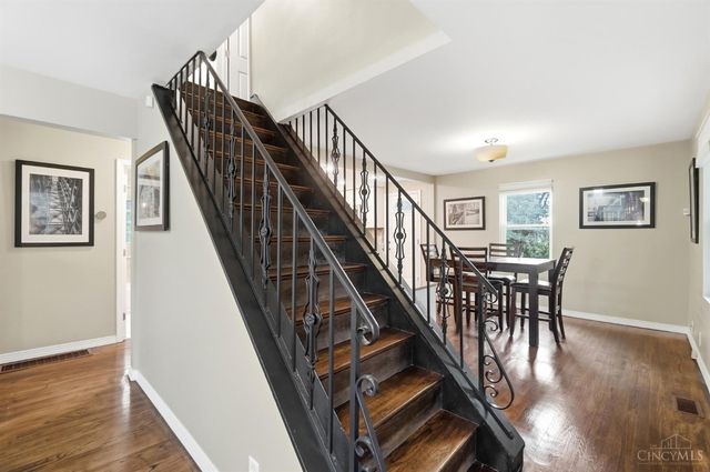 6937 Vinewood Avenue, Columbia Twp, OH 45227