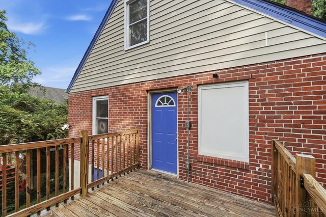 6937 Vinewood Avenue, Columbia Twp, OH 45227