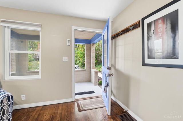 6937 Vinewood Avenue, Columbia Twp, OH 45227