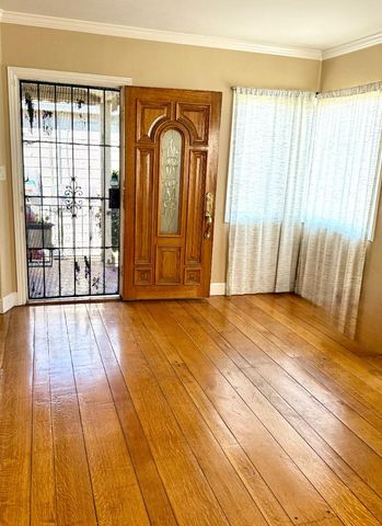 2015 80th Avenue, Oakland, CA 94621
