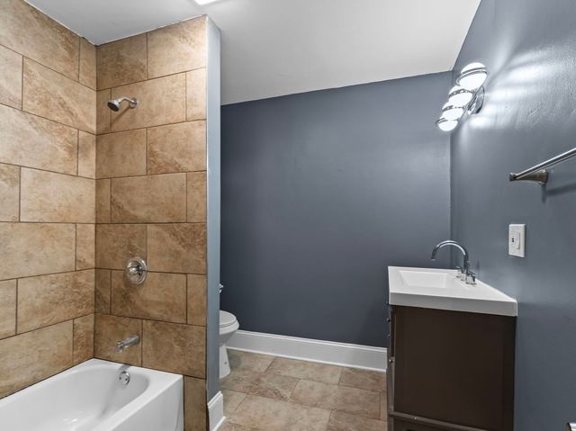 7622 S Normal Avenue, Chicago, IL 60620